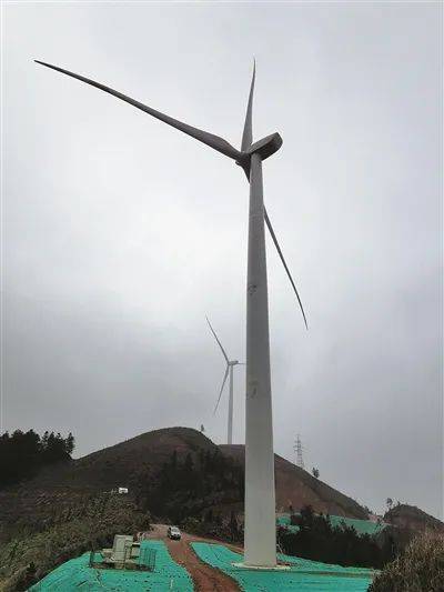 三江獨峒“大風車”正式營業(yè) 年發(fā)電1.2億千瓦時的綠色動能